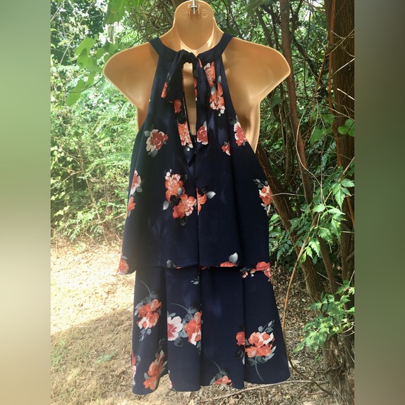 Listicle Romper - Picture 2 of 2